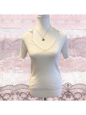 Wilfred Aritzia White Ribbed Knit Collared V-Neck Clean Girl Minimalist Top